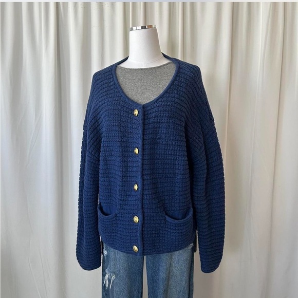 GAP Sweaters - Gap Textured Sweater Jacket Blue size XL.
